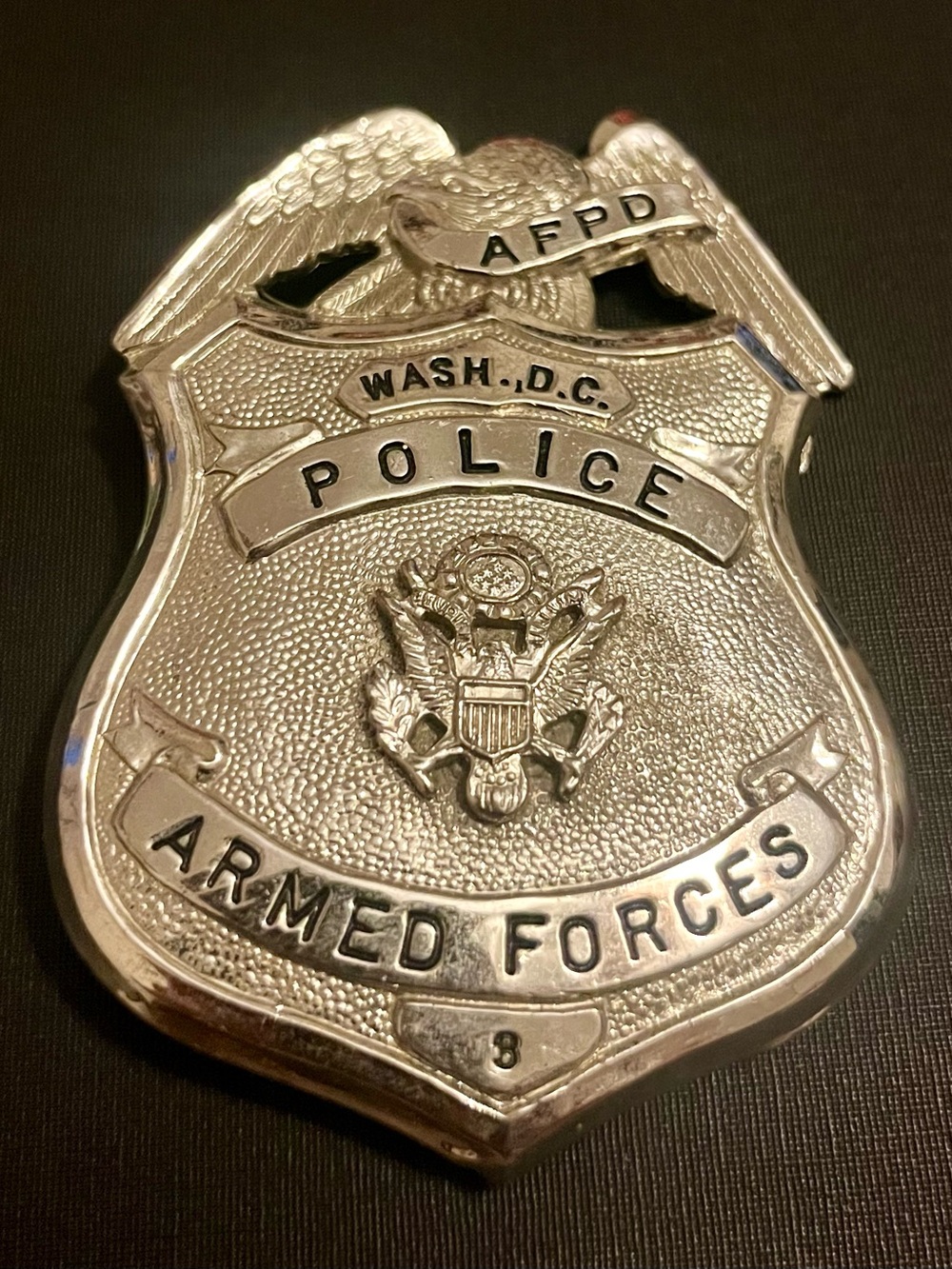 Washington D.C. Police Armed Forces Badge - Picture 2 of 4